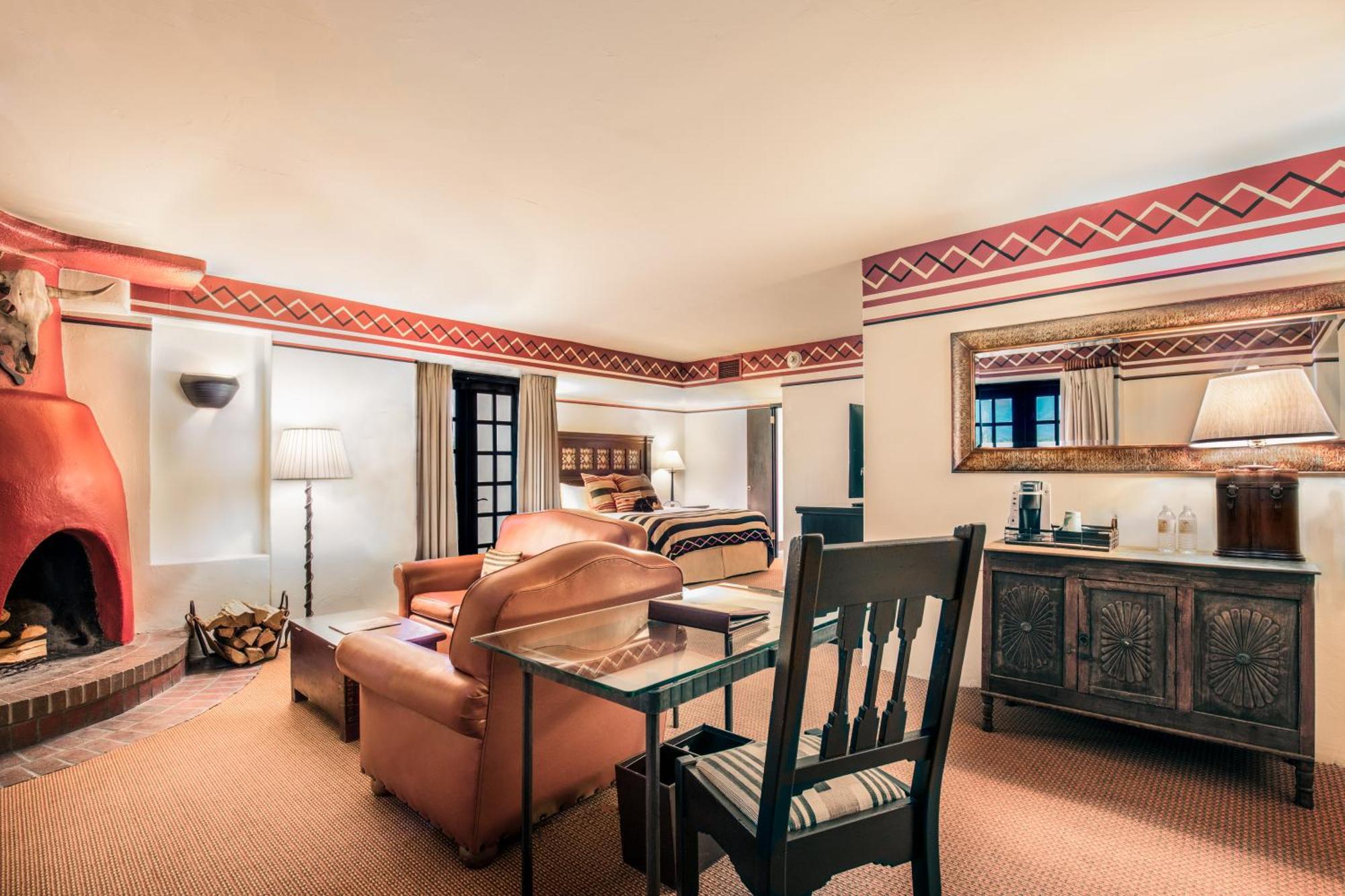 Inn & Spa At Loretto Santa Fe Exterior photo