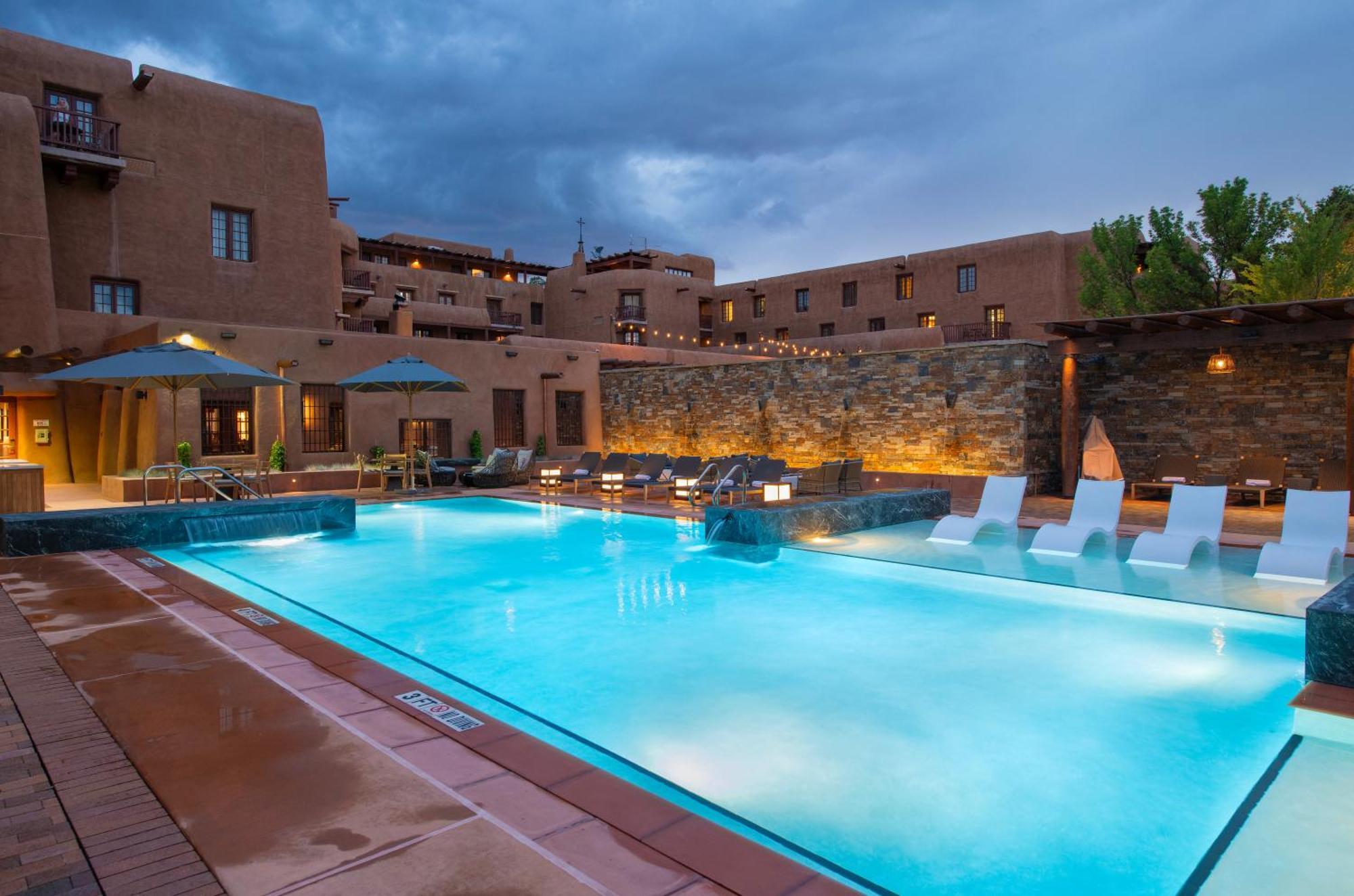 Inn & Spa At Loretto Santa Fe Exterior photo