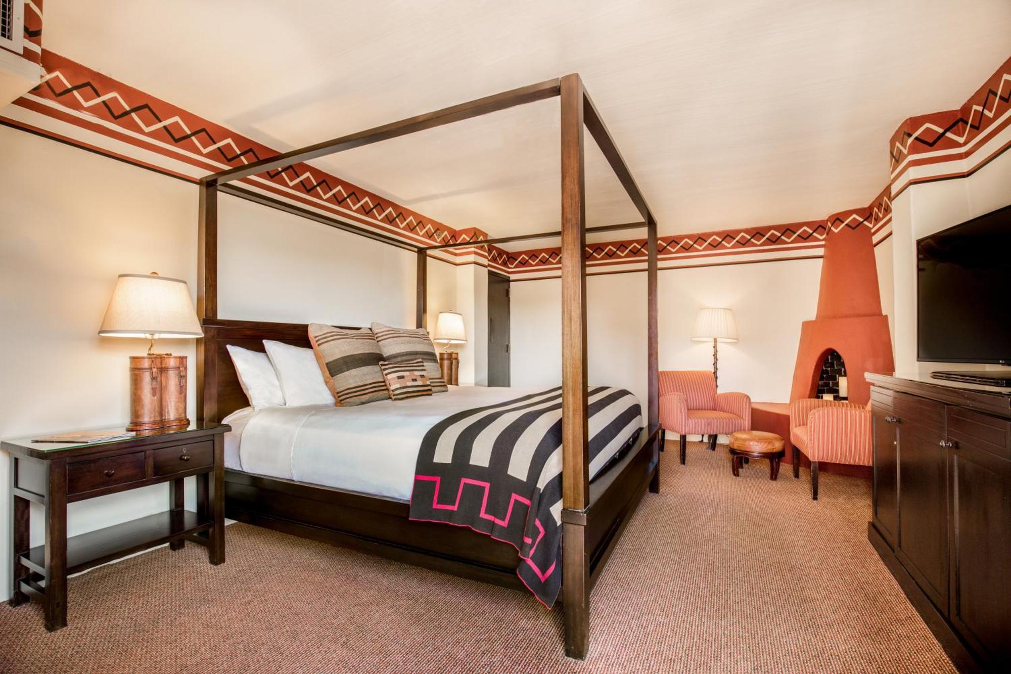 Inn & Spa At Loretto Santa Fe Exterior photo