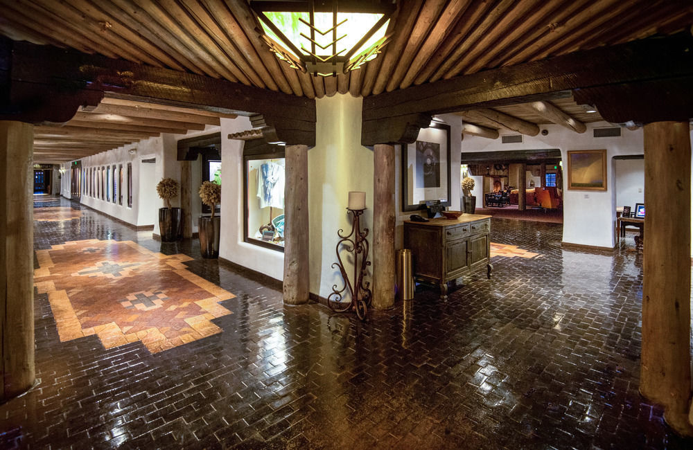 Inn & Spa At Loretto Santa Fe Exterior photo