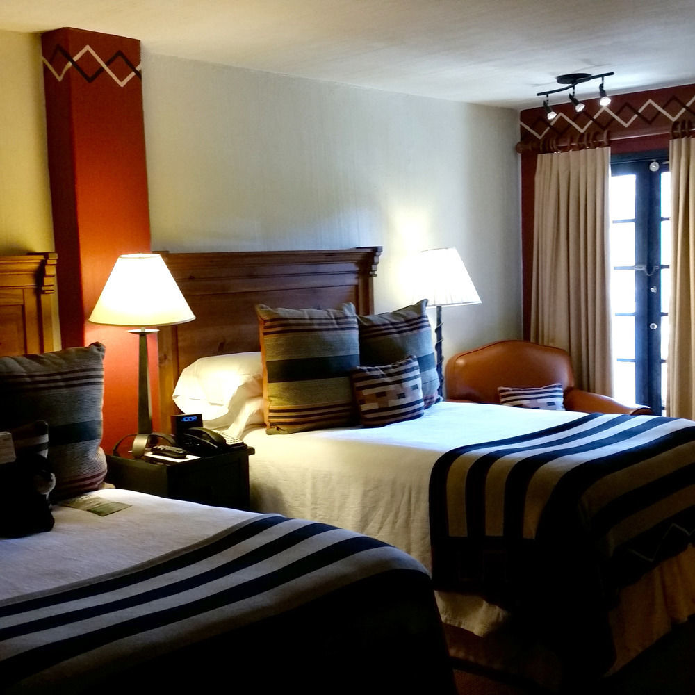 Inn & Spa At Loretto Santa Fe Exterior photo
